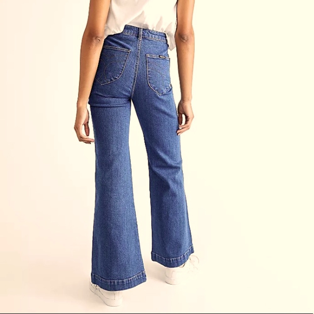 Rolla’s Dark Rinse Indigo high rise eastcoast flare jeans 26